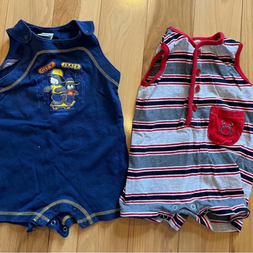 Baby boys 1 piece romper 9/12 months osh kosh